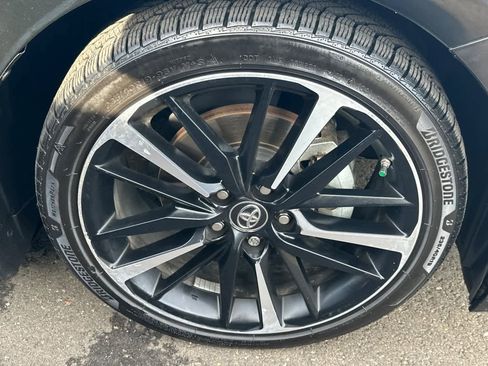 Used 2019 Toyota Camry XSE image 12