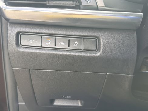 Used 2022 Kia Telluride LX FWD image 18