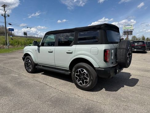 Used 2022 Ford Bronco Outer Banks image 5