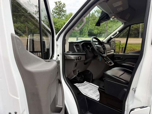 Used 2021 Ford Transit 250 Medium Roof RWD image 15
