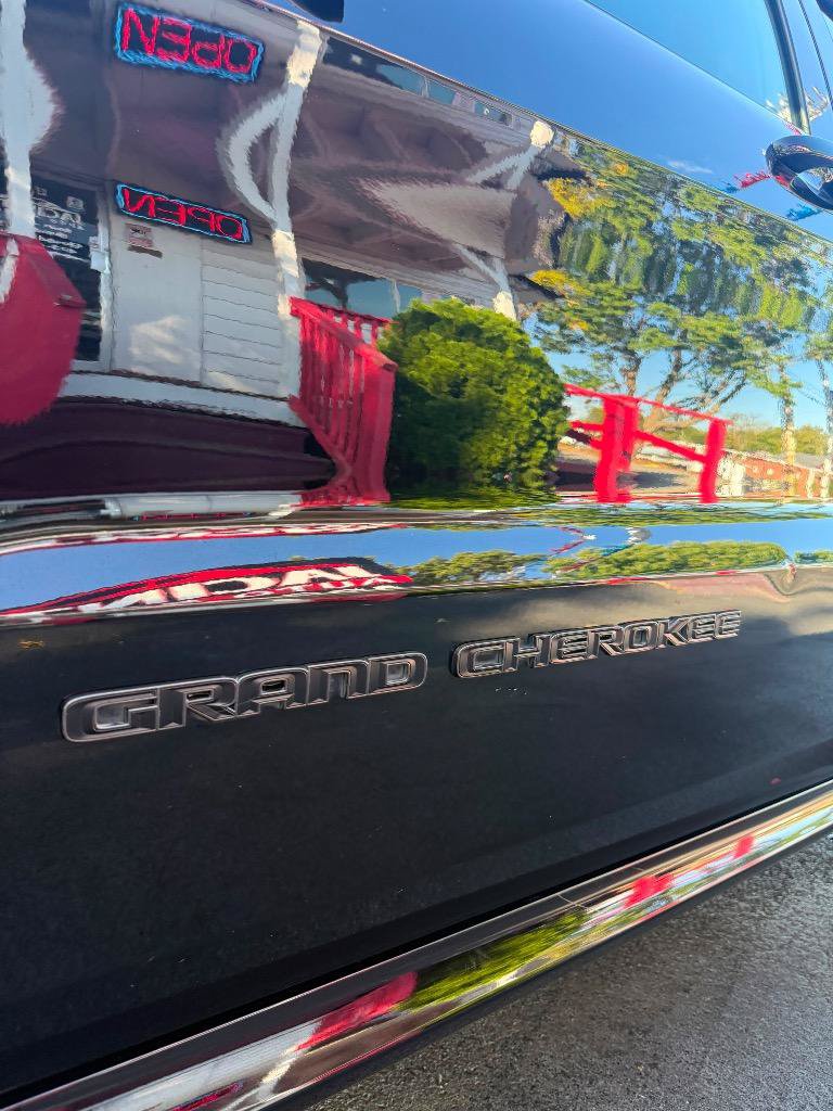 Used 2019 Jeep Grand Cherokee Limited X RWD image 6