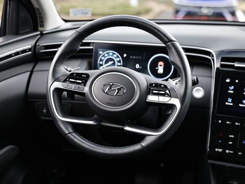 Used 2024 Hyundai Tucson Limited image 30