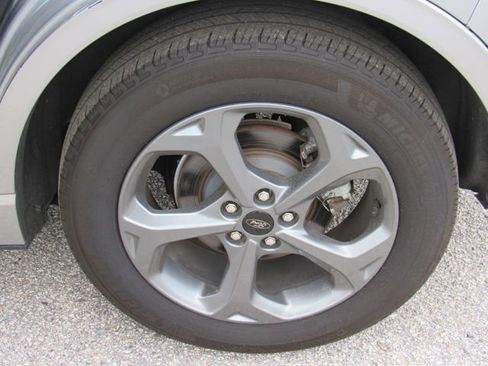 Used 2024 Ford Escape ST-Line image 16