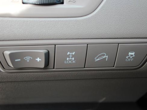 Used 2013 Hyundai Tucson Limited w/ Premium Pkg AWD/4WD image 11