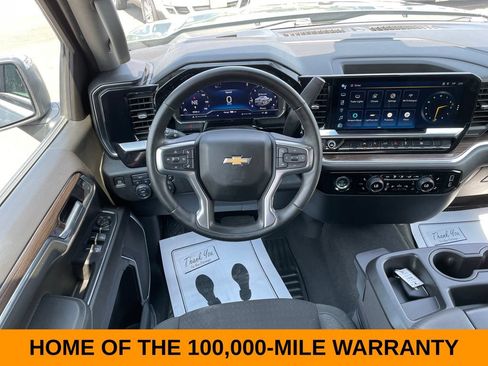 Used 2024 Chevrolet Silverado 1500 LT AWD/4WD image 14