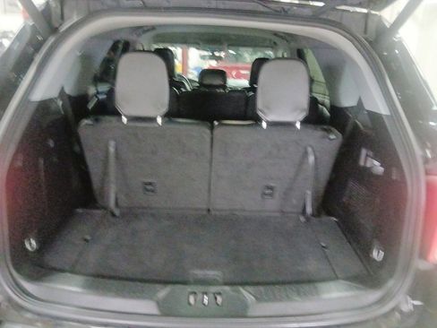 Certified 2023 Ford Explorer XLT w/ Equipment Group 202A image 23