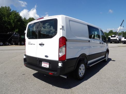 Used 2025 Ford Transit 250 Low Roof w/ Exterior Upgrade Package RWD image 7