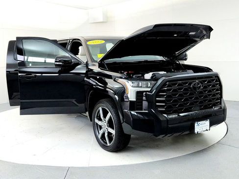 Used 2023 Toyota Tundra Capstone AWD/4WD image 9