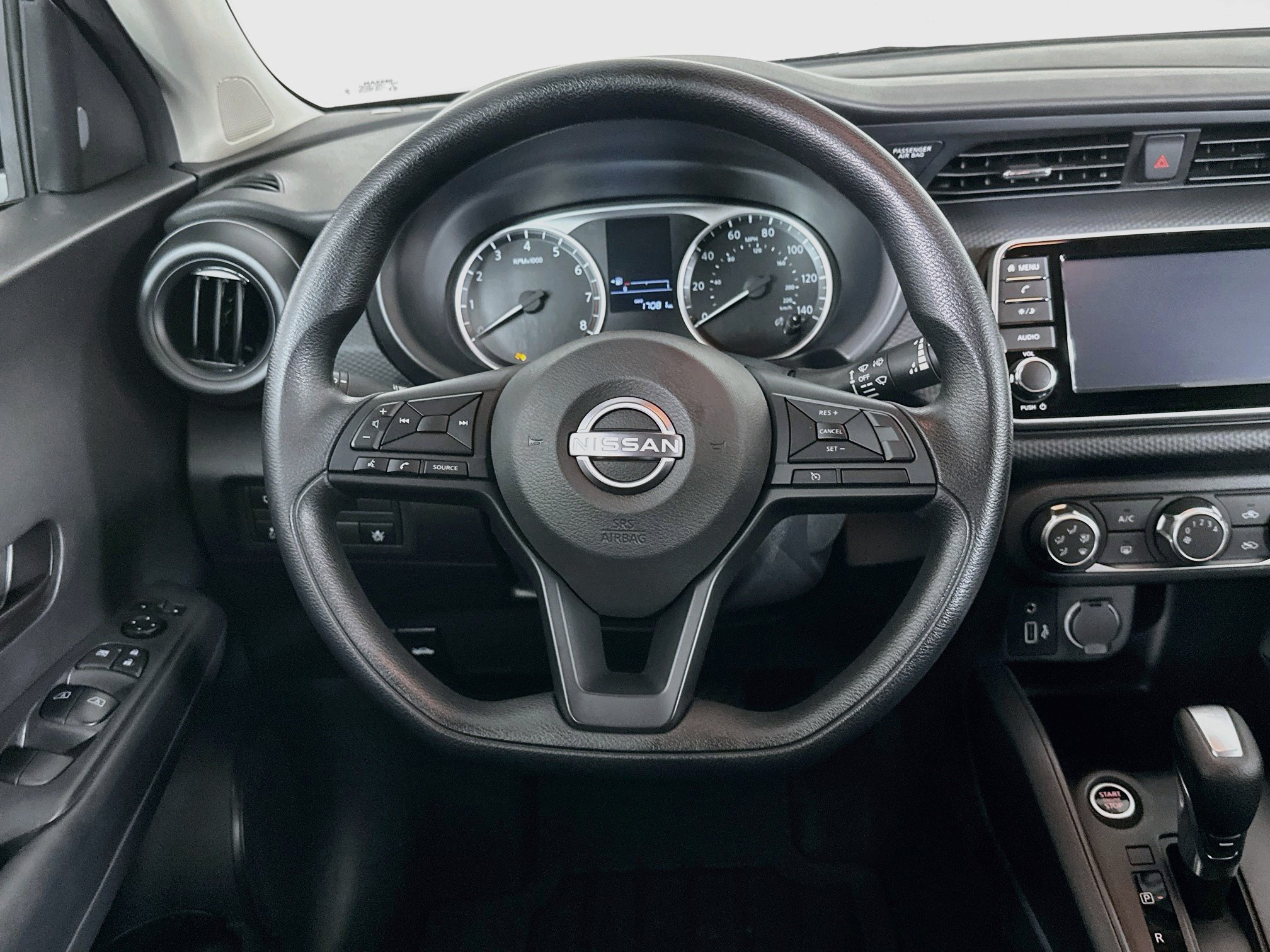 Used 2025 Nissan Kicks Play S FWD image 17