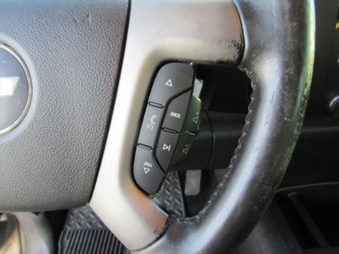 Used 2013 Chevrolet Silverado 1500 LT image 20
