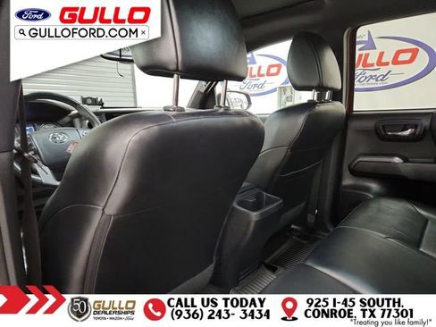 Used 2019 Toyota Tacoma TRD Off-Road image 17