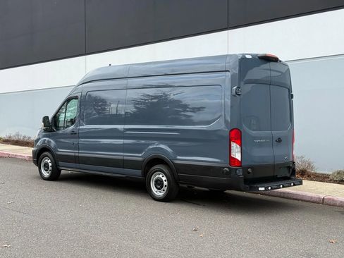 Used 2020 Ford Transit 250 148 High Roof Extended image 3