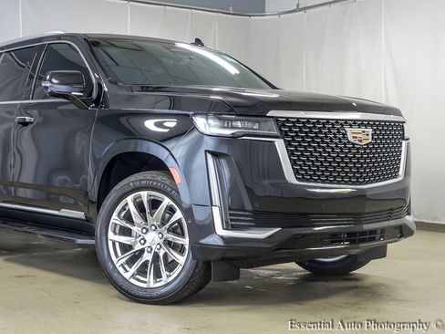 Used 2023 Cadillac Escalade Premium Luxury w/ LPO, Radiant Package AWD/4WD image 3