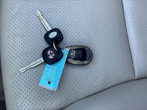 Used 2005 Toyota Solara SLE FWD image 33