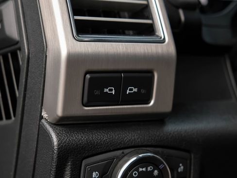 Used 2019 Ford F250 Platinum w/ Platinum Ultimate Package AWD/4WD image 33