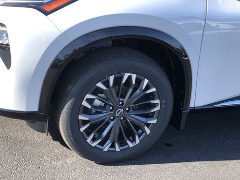 New 2026 Nissan Rogue Platinum w/ Platinum Premium Package image 10