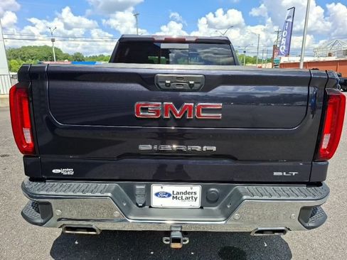 Used 2022 GMC Sierra 1500 SLT w/ SLT Premium Plus Package AWD/4WD image 4