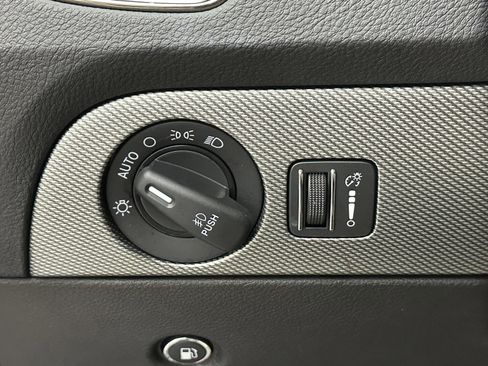 Used 2020 Dodge Durango GT image 23