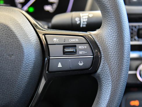 Used 2025 Honda Civic LX image 28