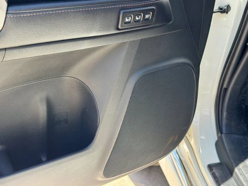 Used 2017 Toyota 4Runner Limited AWD/4WD image 13