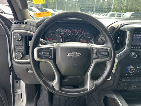 Used 2019 Chevrolet Silverado 1500 RST AWD/4WD image 25