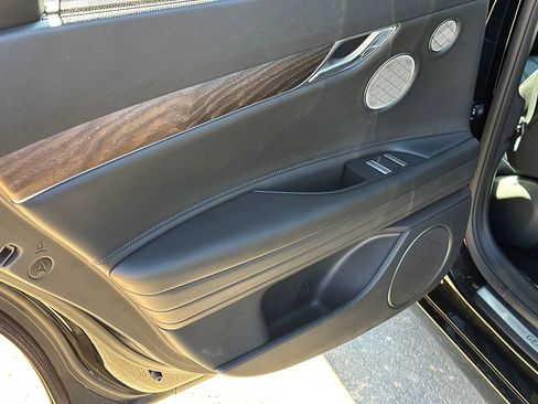 Used 2023 Genesis G80 image 21