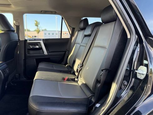 Certified 2021 Toyota 4Runner SR5 Premium w/ Moonroof Package AWD/4WD image 15
