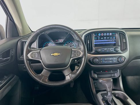 Used 2018 Chevrolet Colorado LT w/ LT Convenience Package RWD image 17