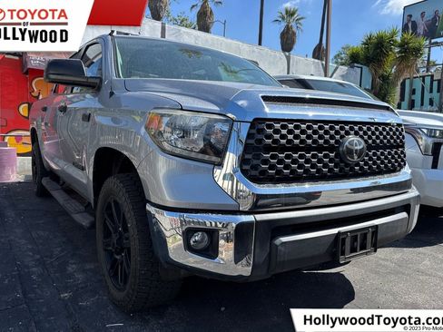 Used 2019 Toyota Tundra SR5 w/ SR5 Upgrade Package AWD/4WD image 1