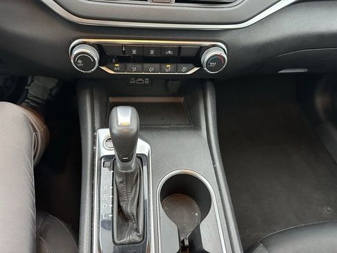 Used 2022 Nissan Altima 2.5 SV image 15