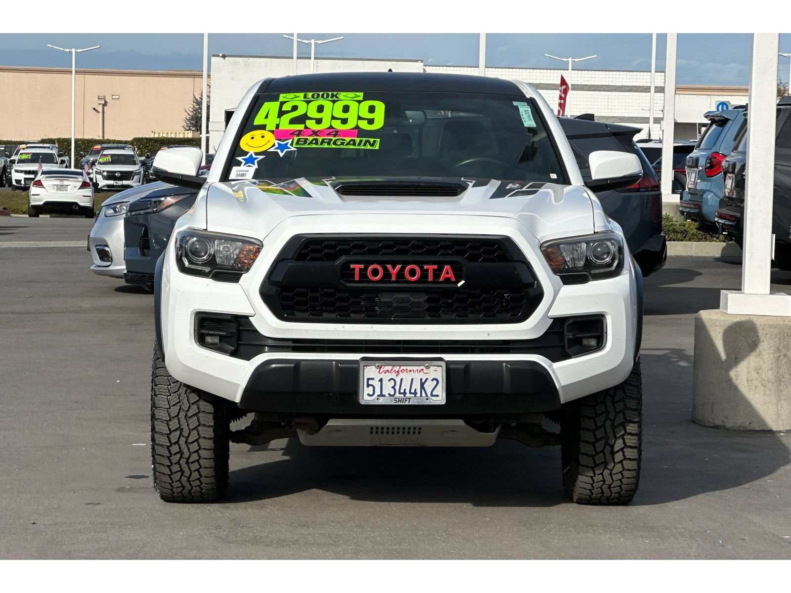 Used 2018 Toyota Tacoma TRD Pro AWD/4WD image 9