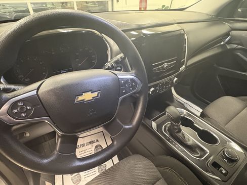 Used 2021 Chevrolet Traverse LS w/ LPO, Floor Liner Package image 6