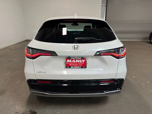 Used 2024 Honda HR-V EX-L image 4