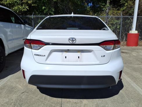 Used 2024 Toyota Corolla LE FWD image 5