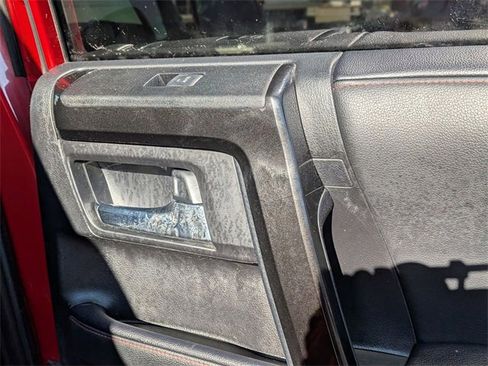 Used 2020 Toyota 4Runner TRD Off-Road Premium image 32