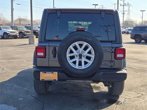 Certified 2023 Jeep Wrangler Sport S image 16