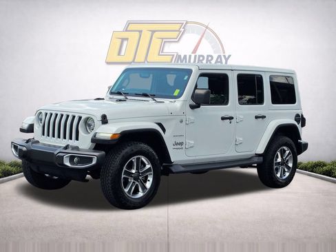 Used 2018 Jeep Wrangler Unlimited Sahara AWD/4WD image 2