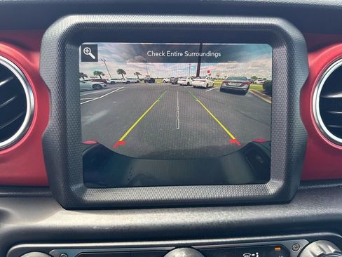 Used 2021 Jeep Gladiator Rubicon image 27