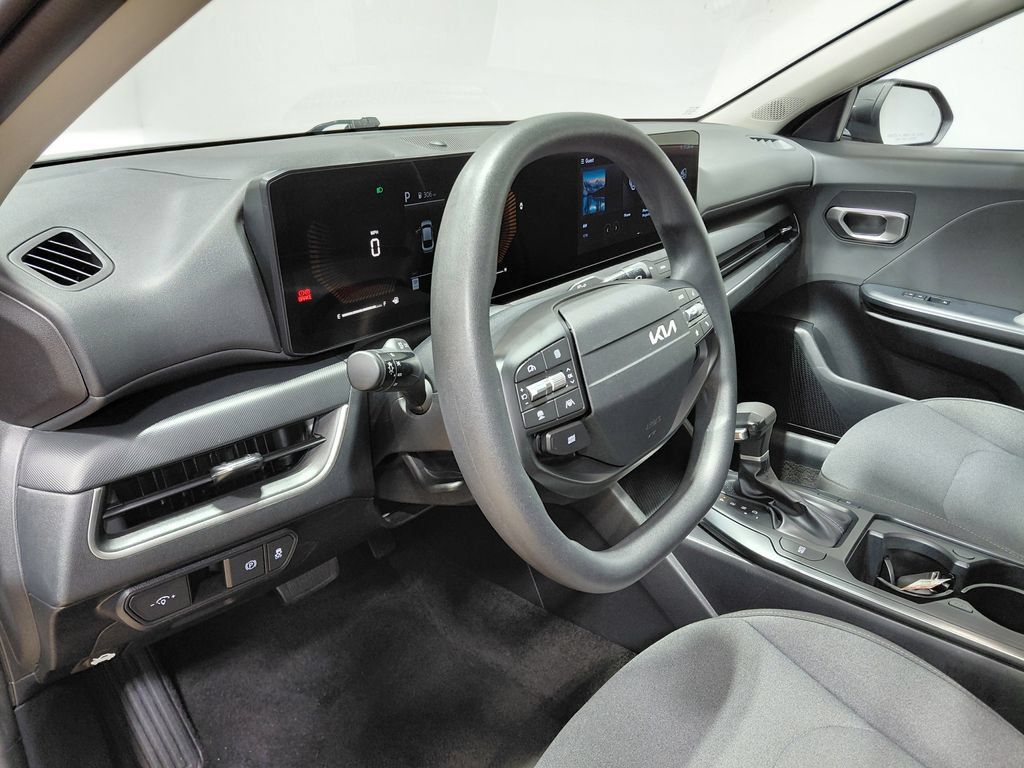 Used 2025 Kia K4 FWD image 20