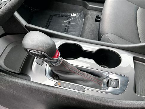 Used 2023 Chevrolet Malibu RS FWD image 16