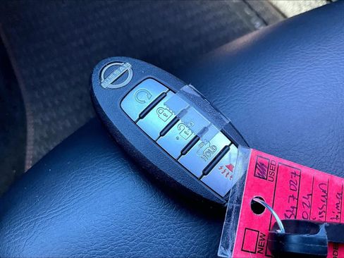 Used 2024 Nissan Altima 2.5 SR image 14