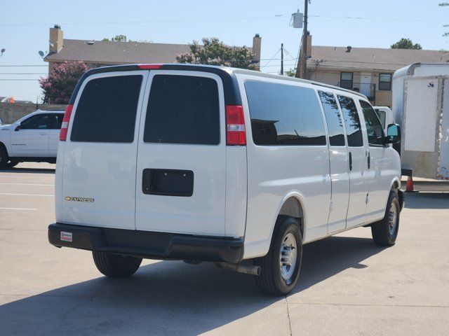 Used 2025 Chevrolet Express 3500 LS RWD image 13