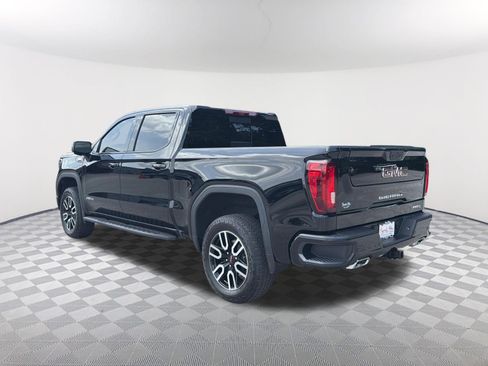 Used 2025 GMC Sierra 1500 AT4 w/ AT4 Premium Package AWD/4WD image 3