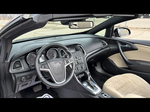 Used 2019 Buick Cascada Premium FWD image 9