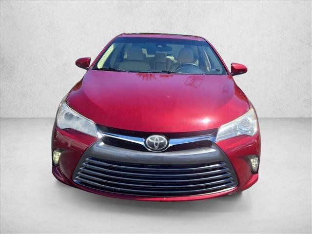 Used 2017 Toyota Camry XLE w/ Moonroof Package FWD image 2