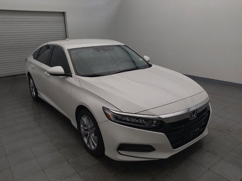 Used 2019 Honda Accord LX image 13