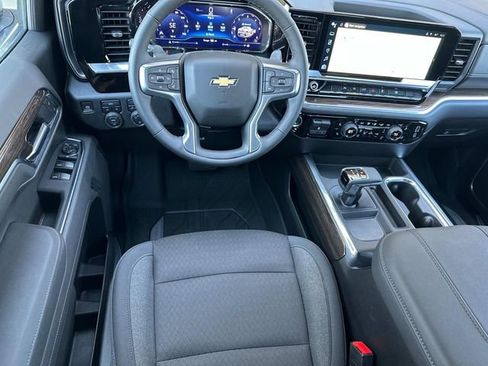 New 2025 Chevrolet Silverado 1500 LT image 36