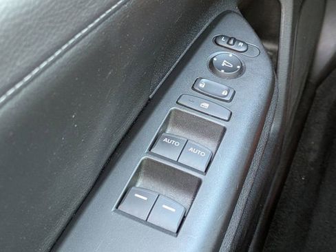 Used 2018 Honda Civic EX-L image 24