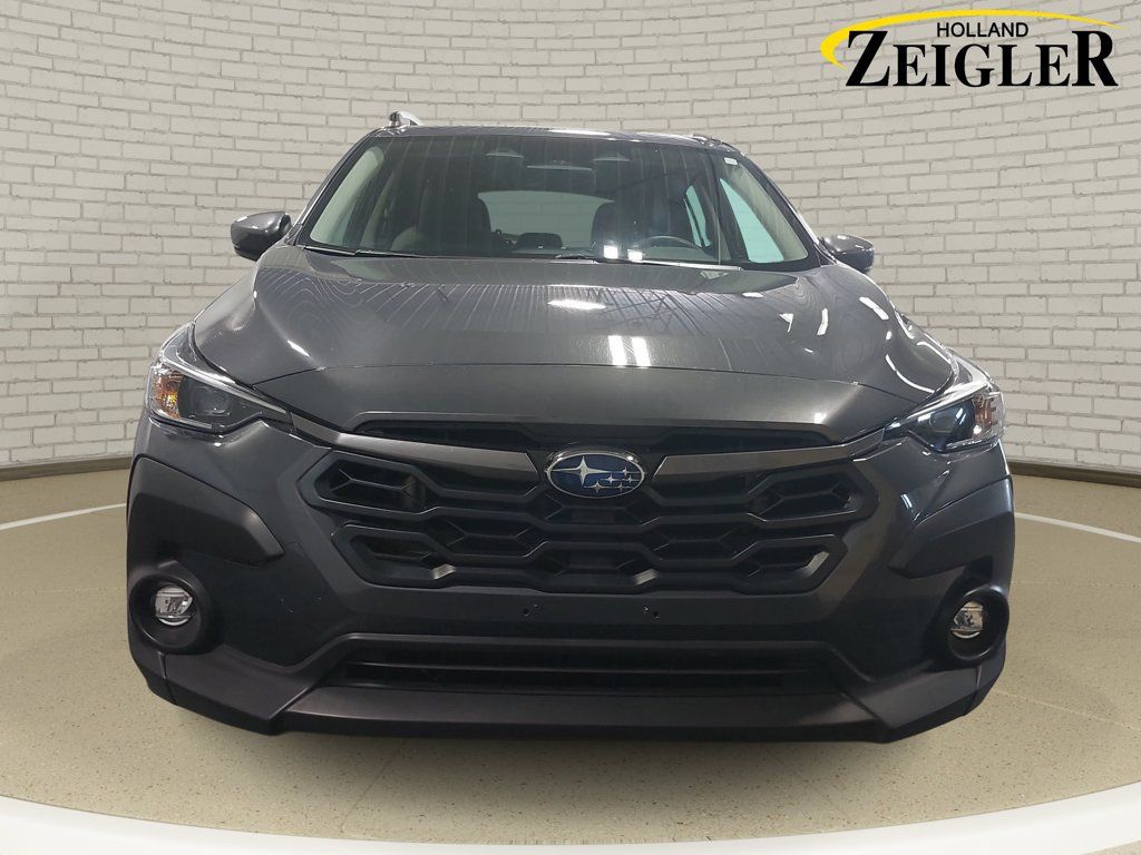 Used 2024 Subaru Crosstrek 2.0i Premium AWD/4WD image 2