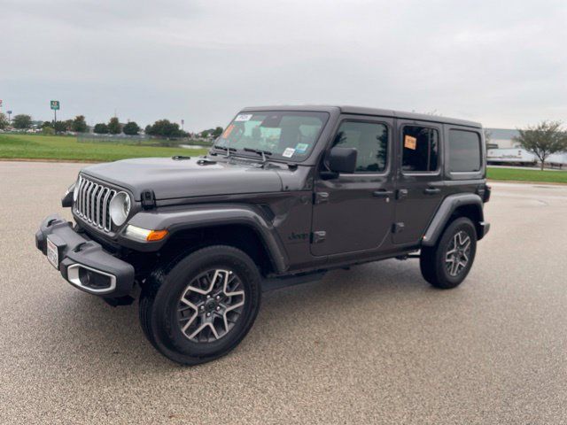 Used 2026 Jeep Wrangler Unlimited Sahara AWD/4WD image 5